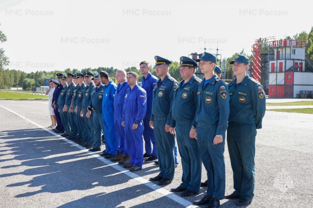 Команда Реутовской спецчасти в тройке сильнейших по водолазному троеборью